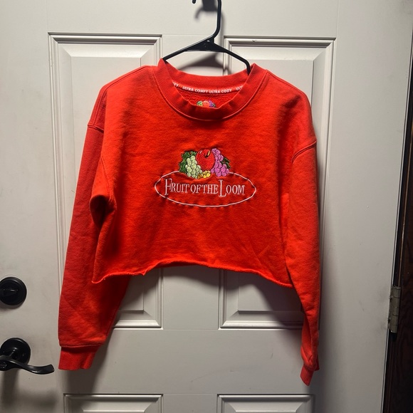 Fruit of the Loom Ultra Cozy Orange Cropped Sweatshirt Logo Women’s Small - Picture 2 of 7